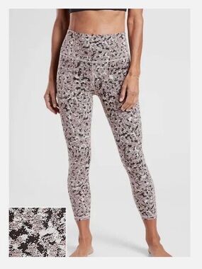 Athleta Elation Textured 7/8 Leggings